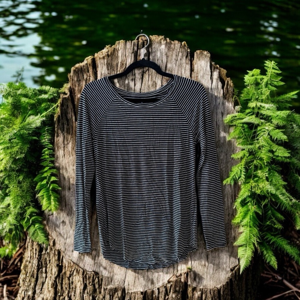 American Eagle Soft & Sexy T Black & White Striped Long Sleeve Top